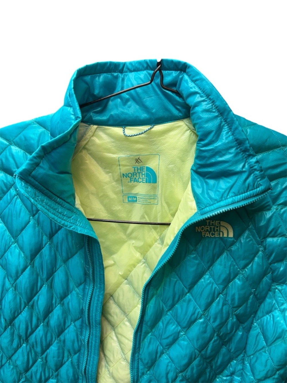 The North Face Thermoball jacket size M - Picture 2 of 3